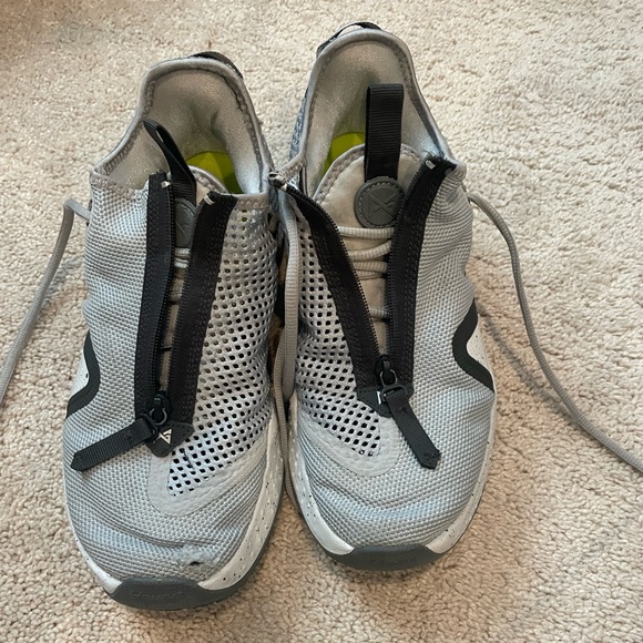 Nike PG 4 TB size 9.5 women, 8 men - Picture 2 of 5